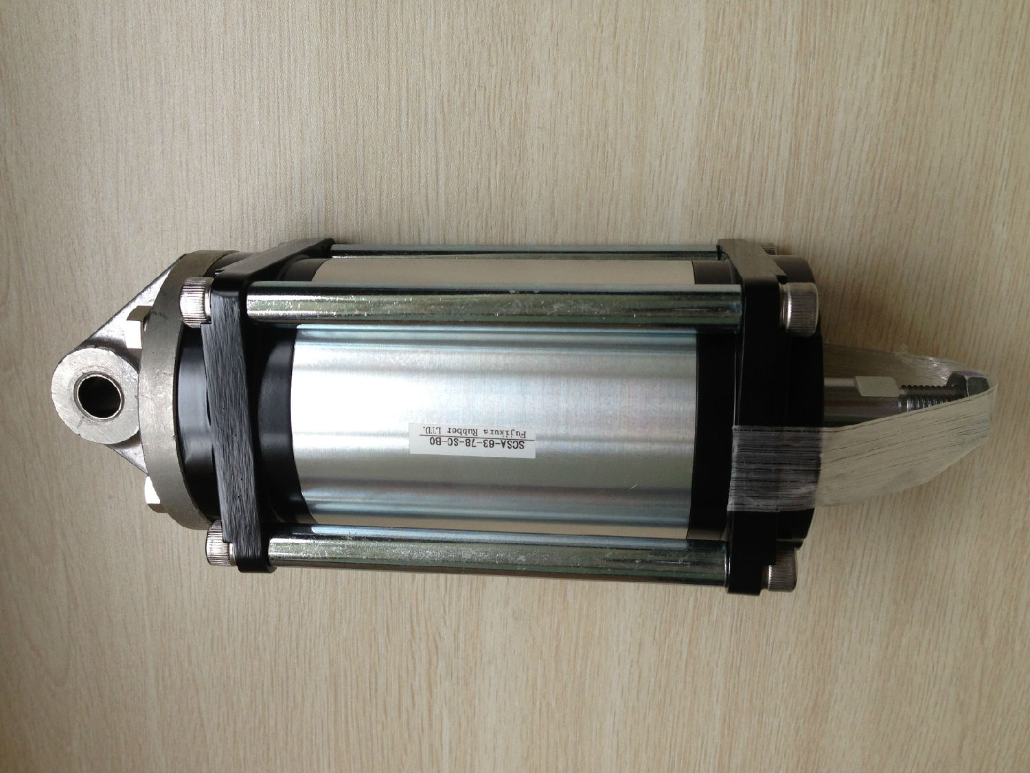 以SC標準氣缸為例，標準氣缸怎么安裝？